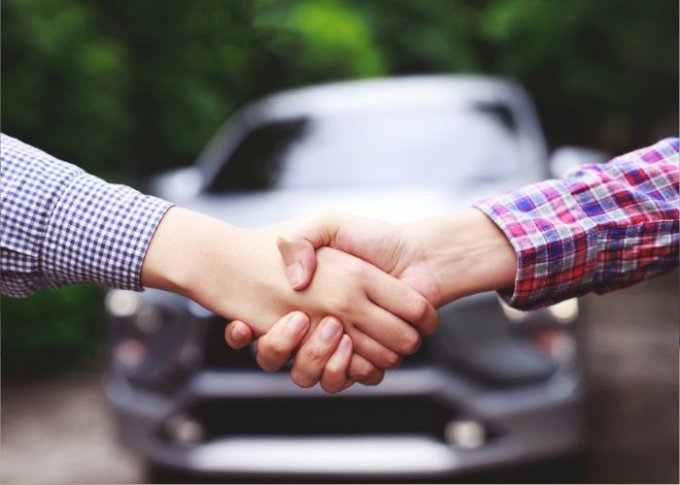 Klient zwiera umowę leasingową na samochód używany